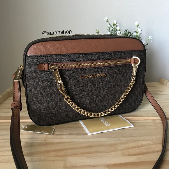🌼Michael Kors Purse - Picture 1 of 12